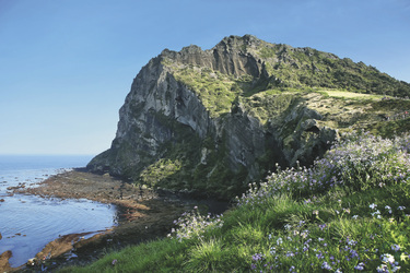 Seongsan Gipfel auf der Insel Jeju, ©YHBae, pixabay.com