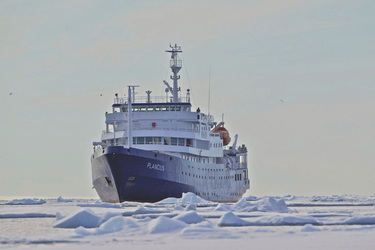 M/V PLANCUIS, ©Gerard Regle-Oceanwide Expedition