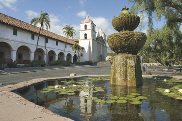 Santa Barbara Mission , ©Visit California/Andreas Hub